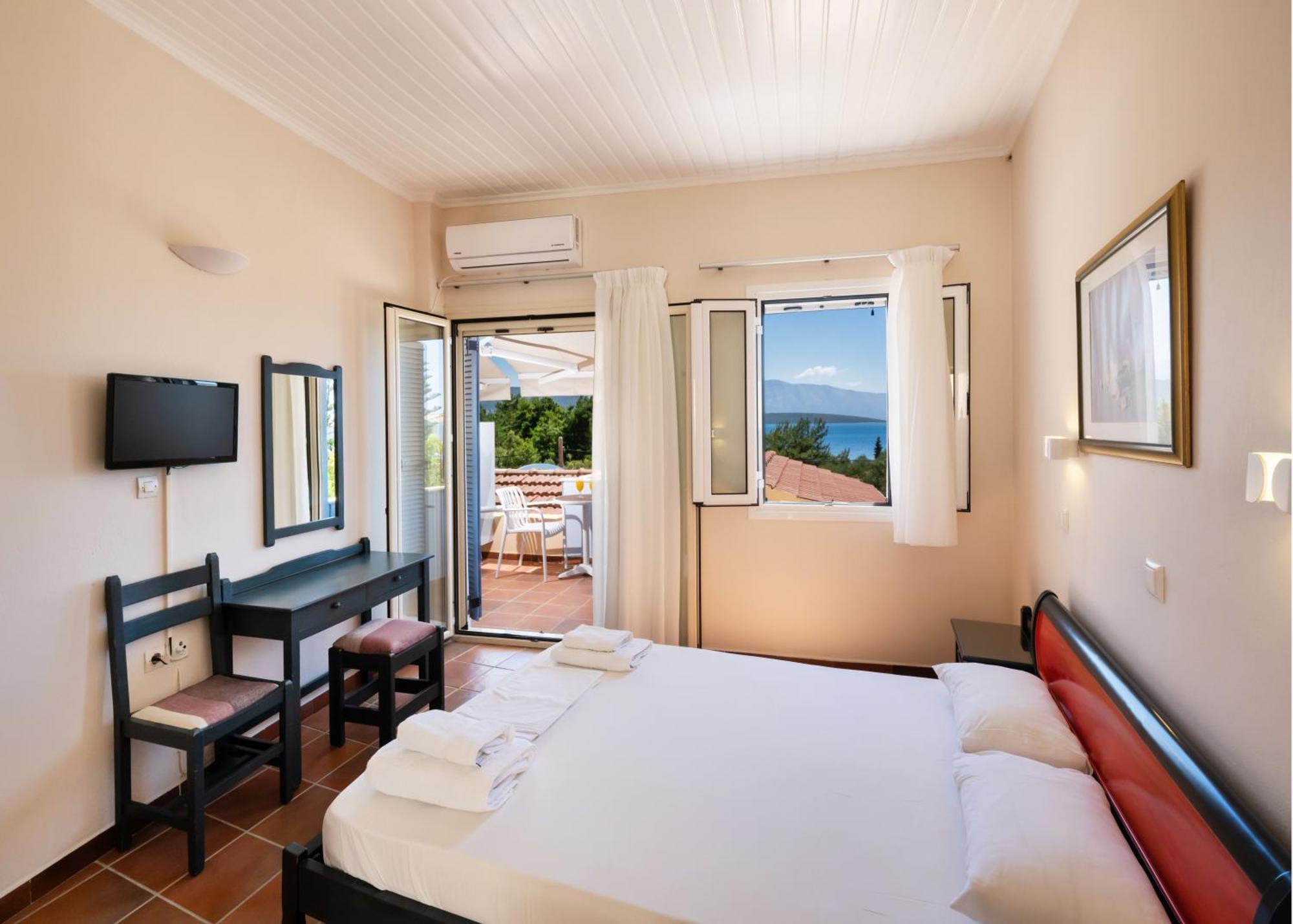 Ionio Hotel นิเกียนา ภายนอก รูปภาพ